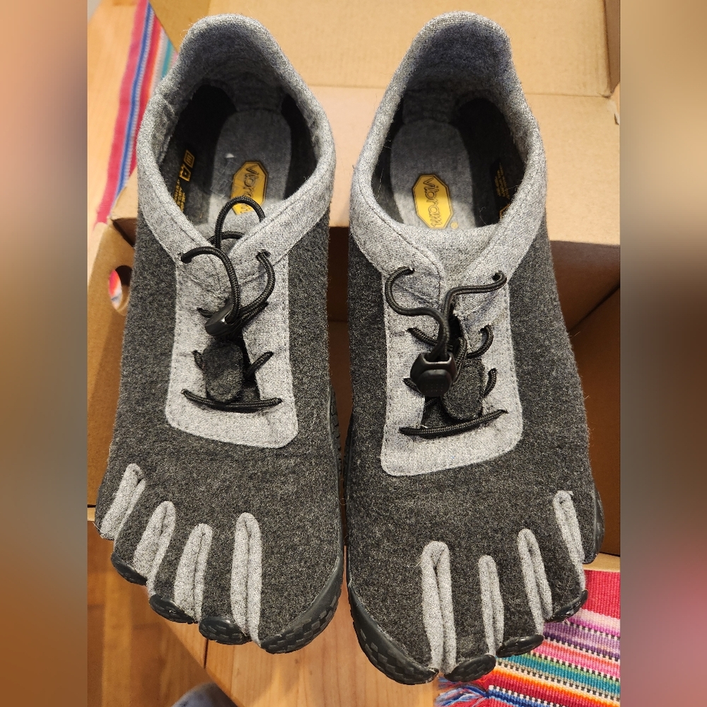 Vibram Fivefingers Eco Wool shoes 8.5